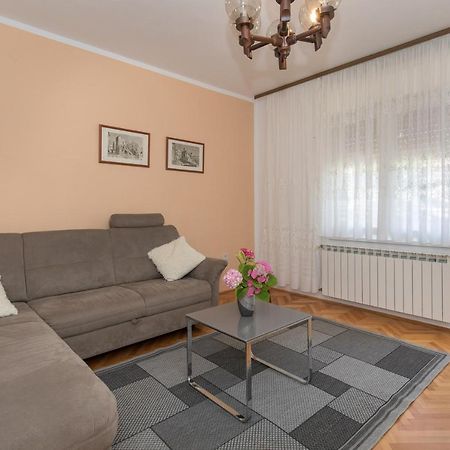 Vesna Lägenhet Baška Exteriör bild